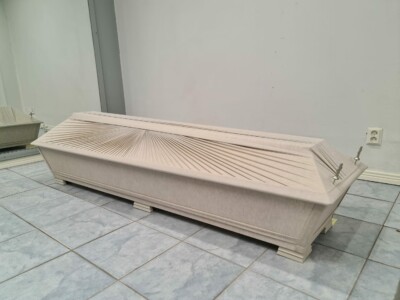 Luonnon Pellava, 950 € Hauta-arkkumalli: Luonnon Pellava, 950 €